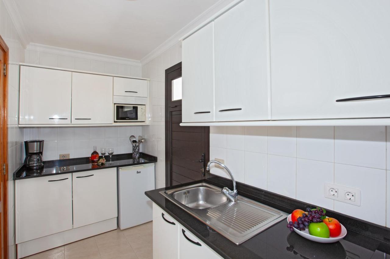 Apartment Caleton Blanco, Central Puerto Del Carmen プエルト・デル・カルメン エクステリア 写真